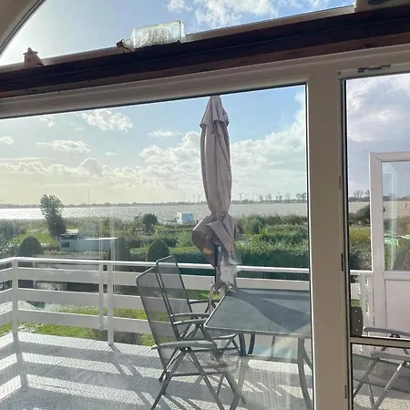 Neu! Kleine Rote Hoch-haus *