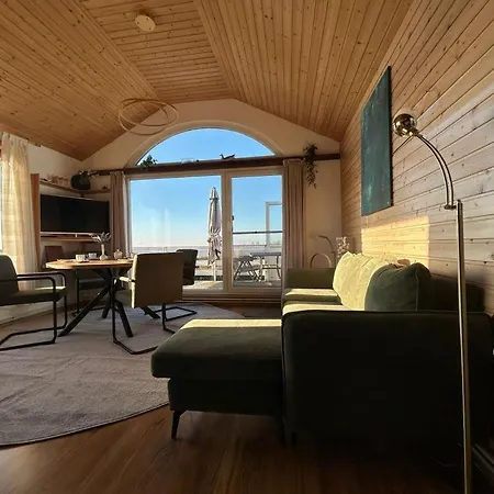 Neu! Kleine Rote Hoch-haus * Rechtenfleth