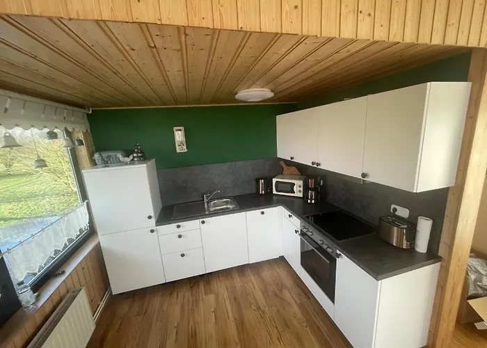 Neu! Kleine Rote Hoch-haus